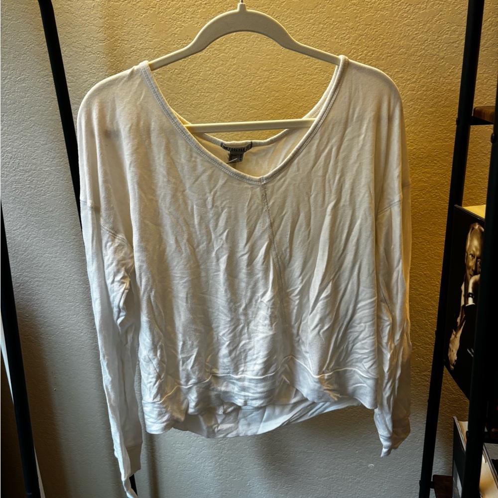 H&M White Boxy sweater with V-Neck
